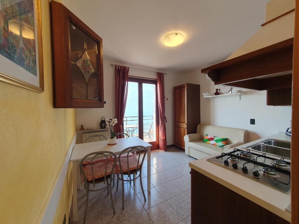 Casa Valenti Appartement Brenzone sul Garda Buitenkant foto
